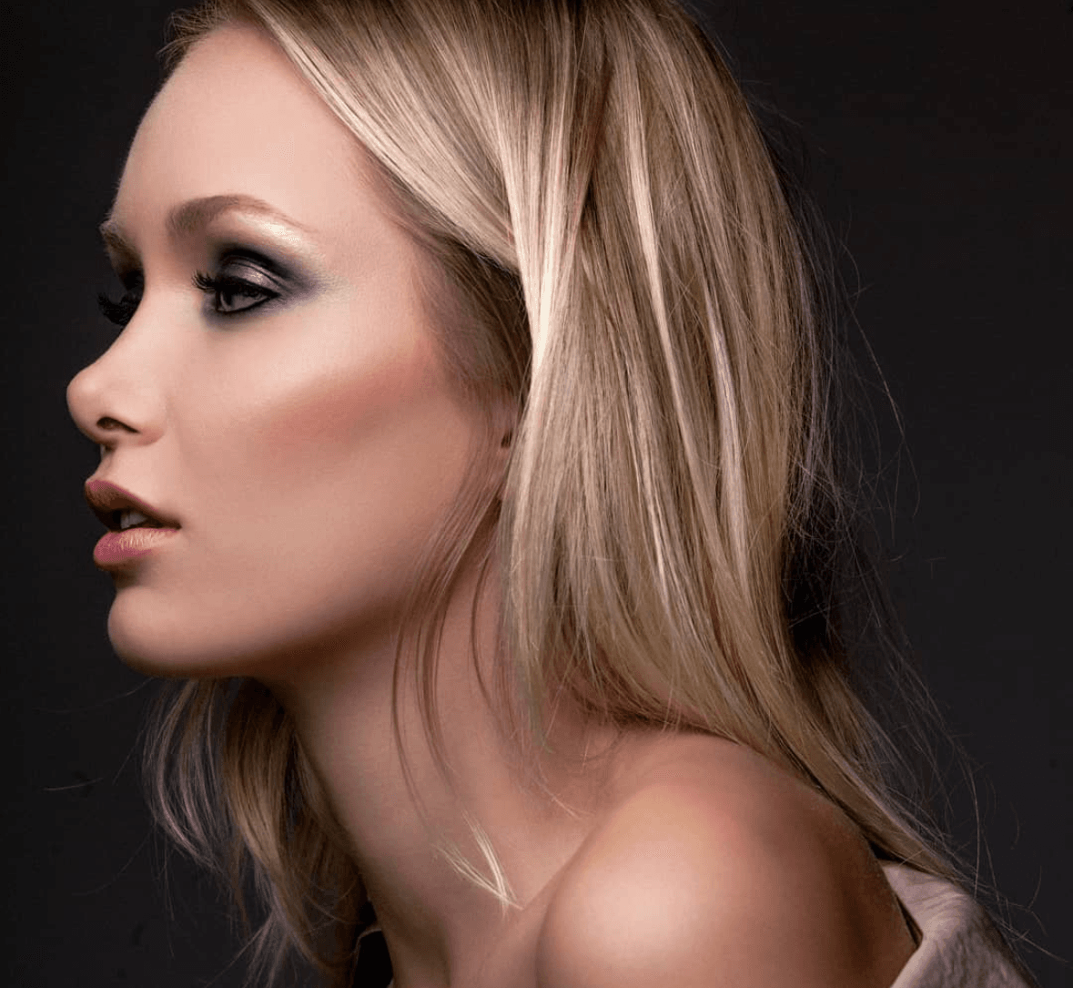 Photo de présentation site internet Jessica Nadal, maquilleuse et coiffeuse professionnelle